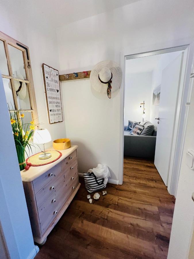 Seelund - Meeresrauschen Lauschen - Ruhiges Sonniges Apartment Mit Garten Und Terrasse Nahe Strand Und Ostsee Schönhagen 외부 사진