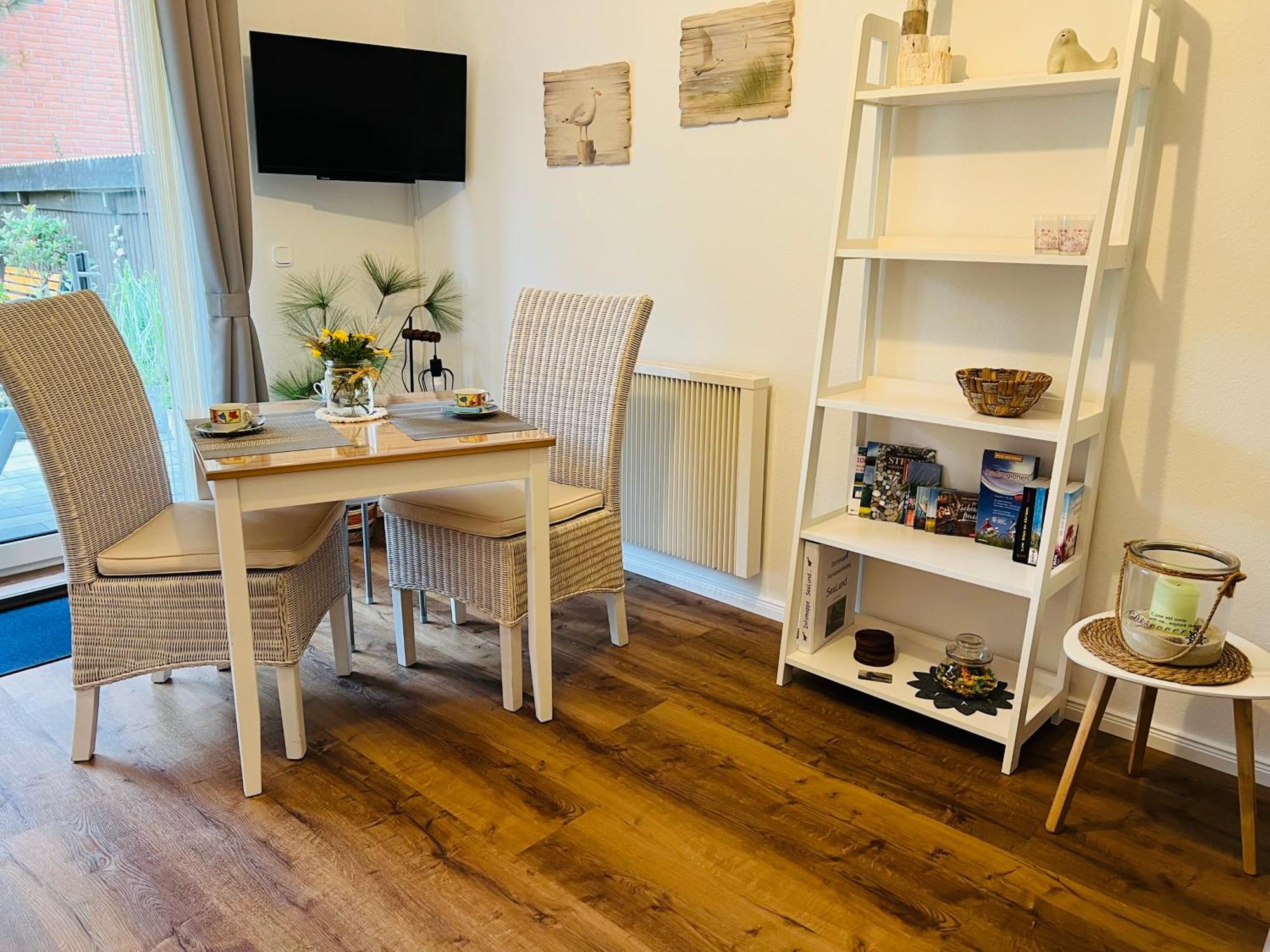 Seelund - Meeresrauschen Lauschen - Ruhiges Sonniges Apartment Mit Garten Und Terrasse Nahe Strand Und Ostsee Schönhagen 외부 사진